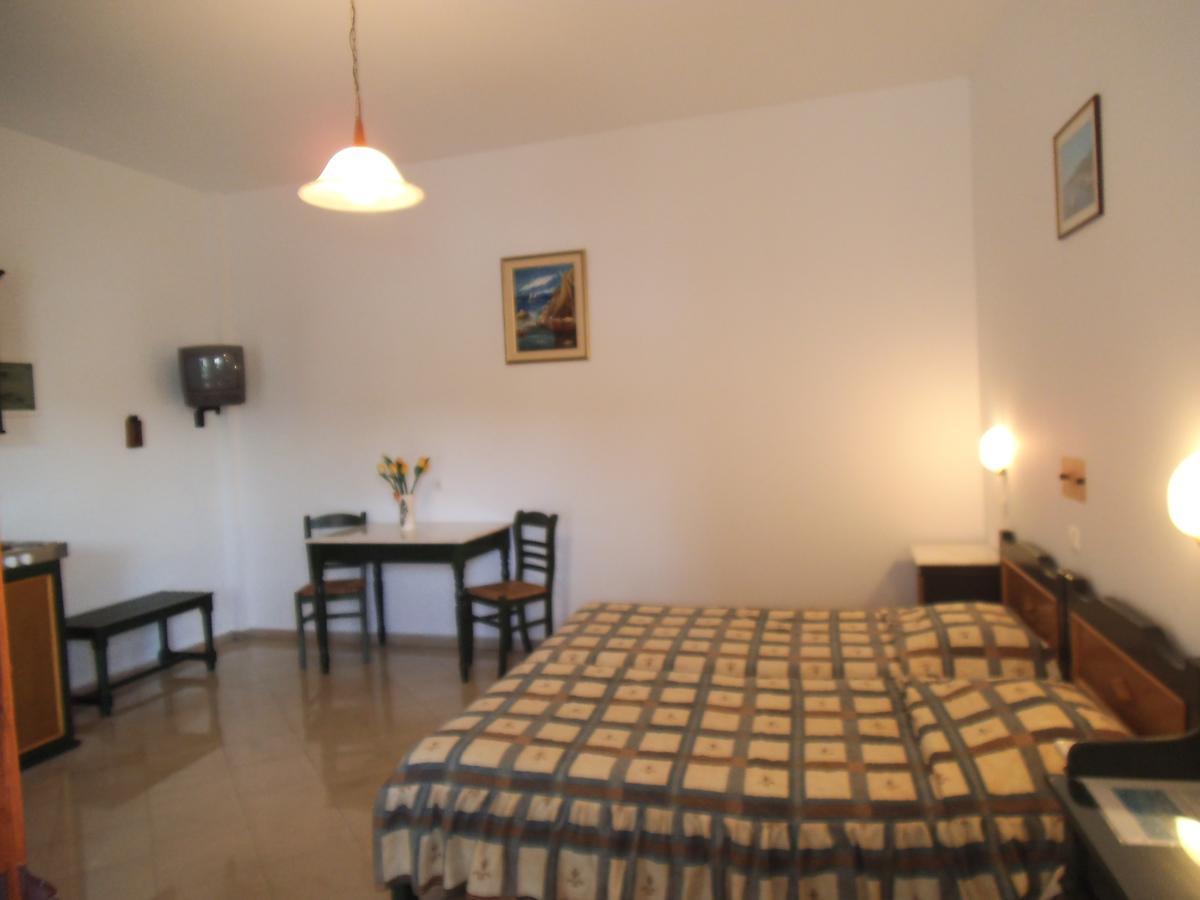 Alkyon Hotel Kokkari Esterno foto