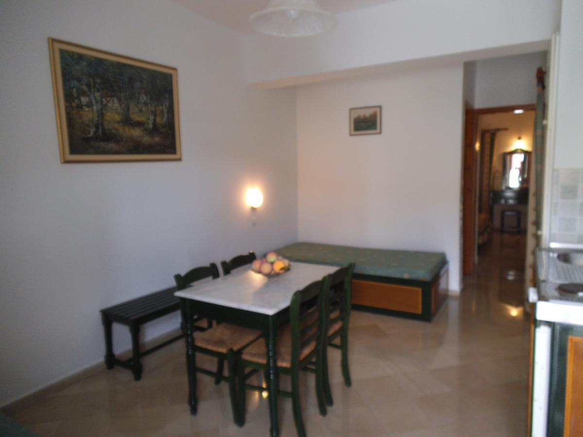 Alkyon Hotel Kokkari Esterno foto