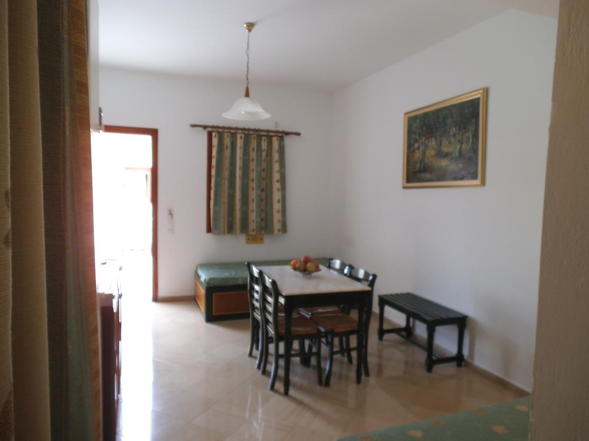 Alkyon Hotel Kokkari Esterno foto
