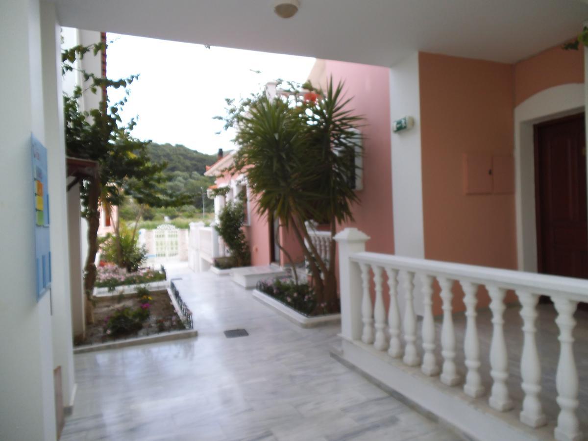 Alkyon Hotel Kokkari Esterno foto