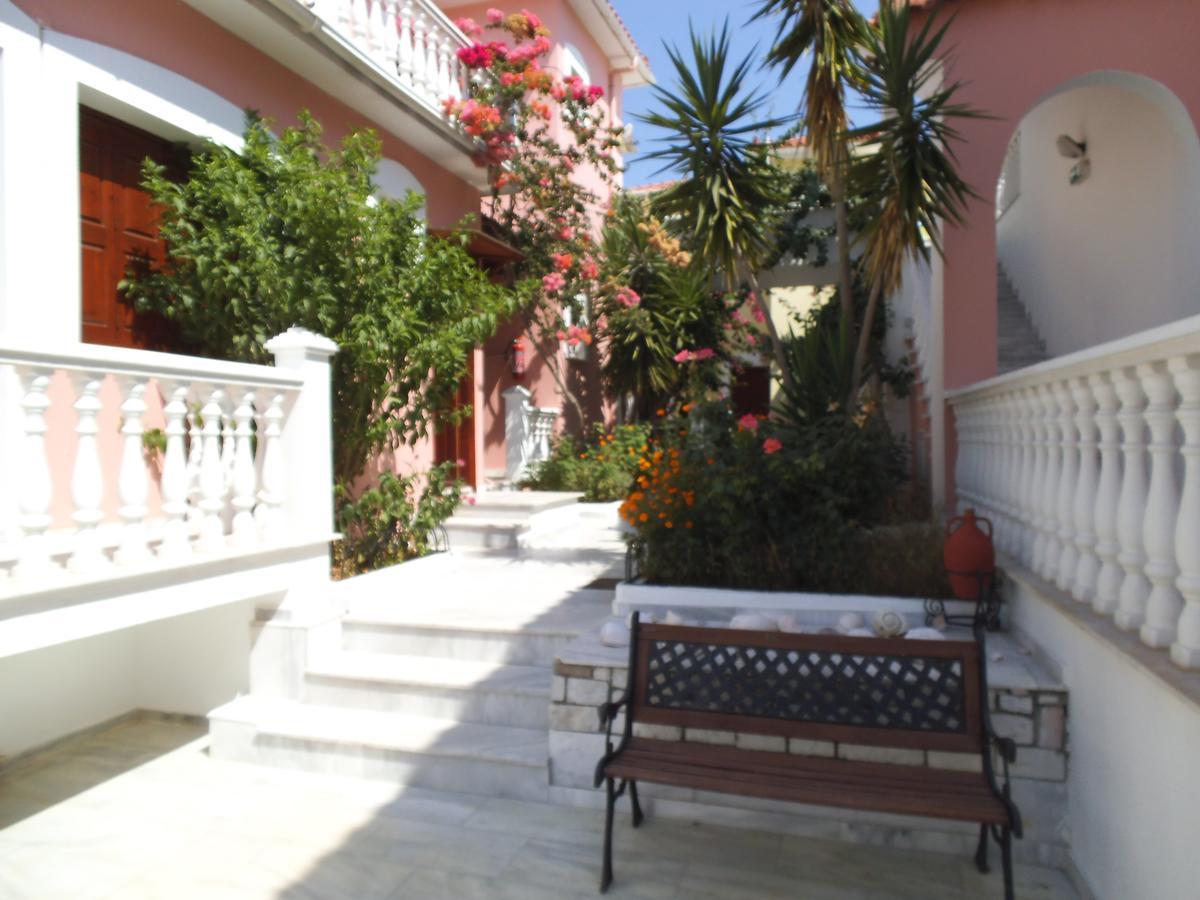 Alkyon Hotel Kokkari Esterno foto