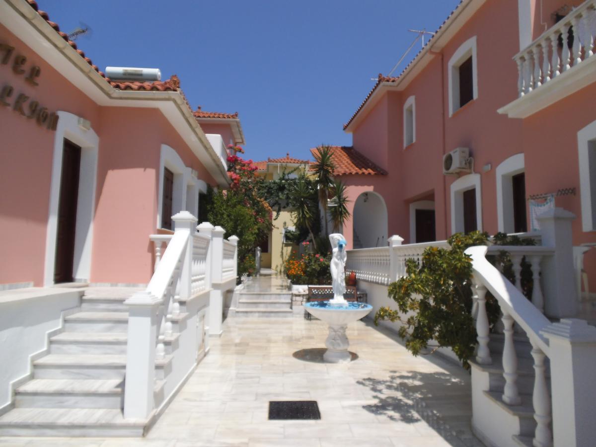 Alkyon Hotel Kokkari Esterno foto